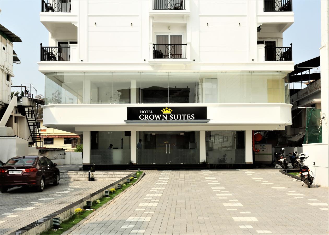 Hotel Crown Suites Kochi Exteriör bild