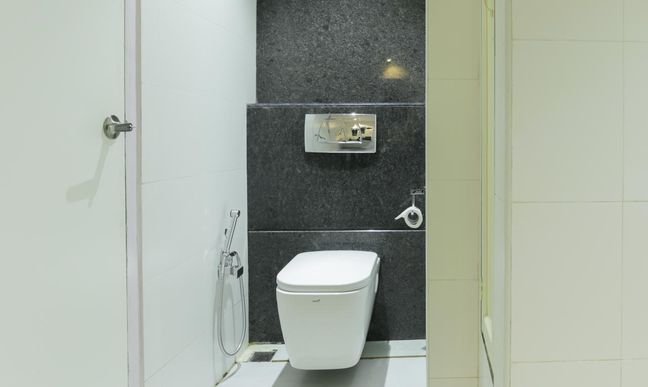 Hotel Crown Suites Kochi Exteriör bild
