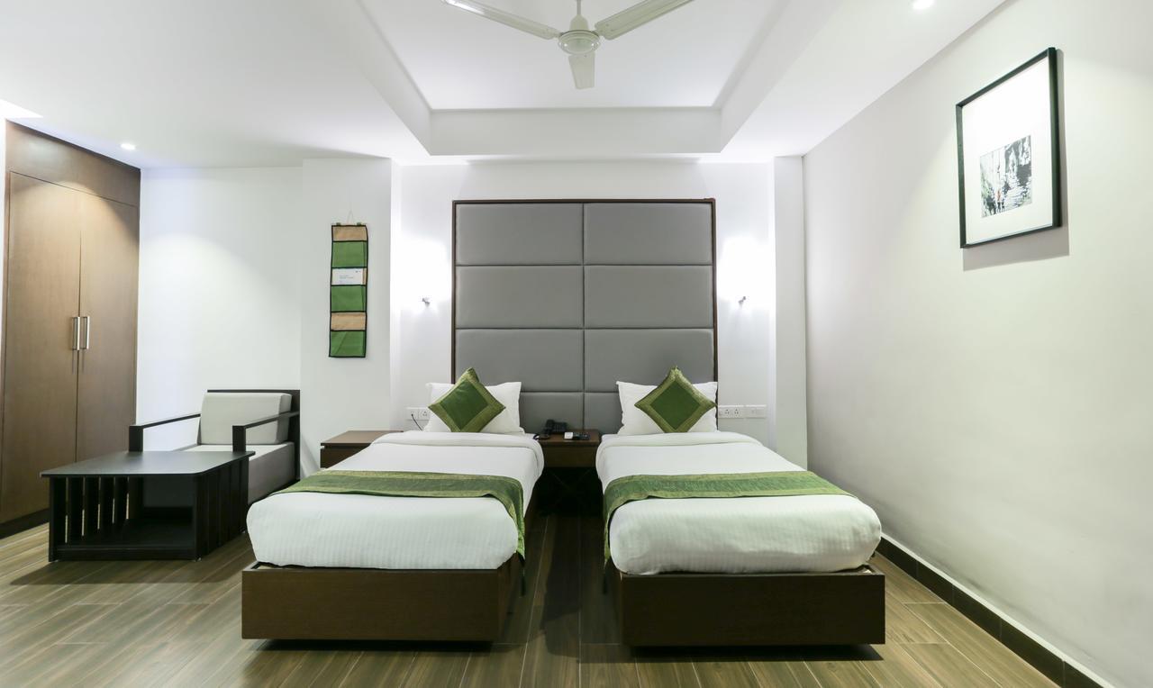 Hotel Crown Suites Kochi Exteriör bild